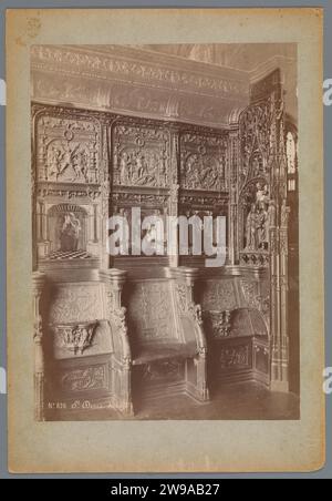 Choral Bank in the Abbey of Saint-Denis in Paris, c. 1875 - c. 1900 photograph  St Denis cardboard. photographic support albumen print seats of the clergy, choir-stalls. interior of church. sculpture (+ relief  sculpture) Saint-Denisbasiliek Stock Photo