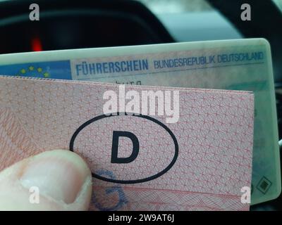 Elegantes Fhrerschein A Alter Bild