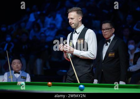 Macau, China. 26th Dec, 2023. Judd Trump of England competes during the group A quarter finals against Ding Junhui of China at the 2023 Macau Snooker Masters in Macau, south China, Dec. 26, 2023. Credit: Cheong Kam Ka/Xinhua/Alamy Live News Stock Photo