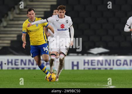 Milton Keynes Dons Max Dean during the second half of the Sky Bet League 2 match between MK Dons and Colchester United at Stadium MK, Milton Keynes on Tuesday 26th December 2023. (Photo: John Cripps | MI News) Credit: MI News & Sport /Alamy Live News Stock Photo