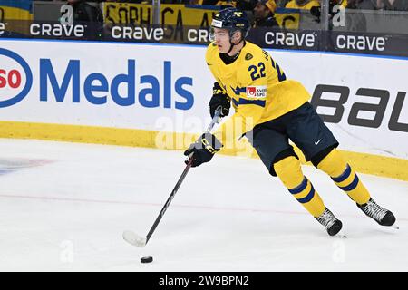 Gothenburg, Sweden. 26th Dec, 2023. Gothenburg, Sweden 20231226Sweden's Anton Wahlberg during the IIHF World Junior Championship group A ice hockey match between Sweden and Latvia at Scandinavium in Gothenburg, Sweden December 26, 2023. Foto: Björn Larsson Rosvall/TT/Kod 9200 Credit: TT News Agency/Alamy Live News Stock Photo