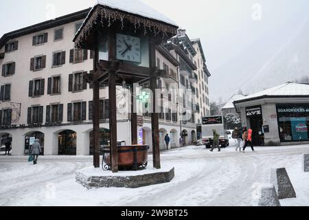 Chamonix, France - December 9, 2022. December snowfall in Chamonix Centre-ville, French alps resort, Haute Savoie , France Stock Photo
