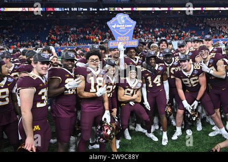 DETROIT, MI - DECEMBER 26: Minnesota Golden Gophers tight end Jameson ...