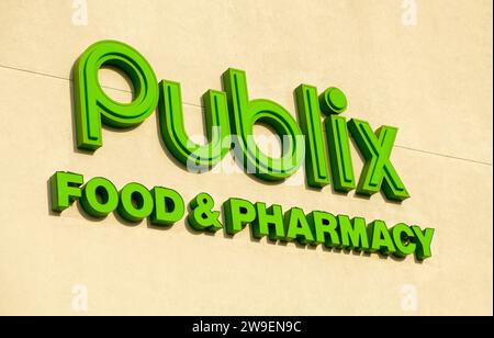 OCALA, FLORIDA USA - OCTOBER 22, 2023 Publix grocery supermarket food and pharmacy closeup of lime green logo.  It is an employee owned chain super ma Stock Photo