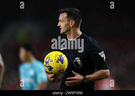 27th December 2023; Gtech Community Stadium, Brentford, London, England; Premier League Football, Brentford versus Wolverhampton Wanderers; Referee Andrew Madley Stock Photo