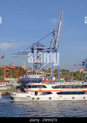 Istanbul, Turkey - October 19, 2023: Tall Gantry Crane at Port of Haydarpasa Uskudar Bosphorus Canal. Stock Photo