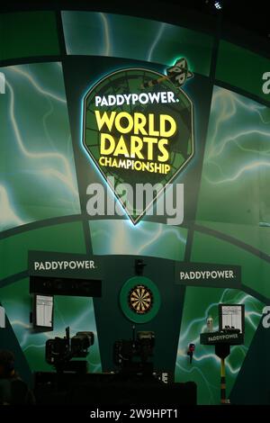 Alexandra Palace, London, UK. 28th Dec, 2023. 2023/24 PDC Paddy Power World Darts Championships Day 11 Afternoon Session; The stage Credit: Action Plus Sports/Alamy Live News Stock Photo