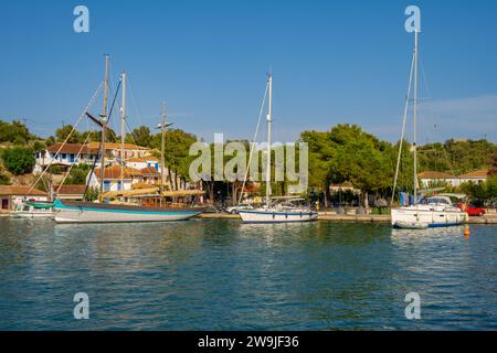 Yachts moored in the harbour of Vathi on the island of Meganisi in the Ionian Sea Stock Photo