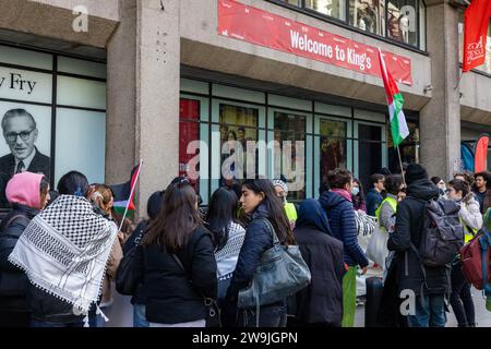 London, UK. 24th November, 2023. Students from King's College London take part in a National Student Walkout to call for a permanent ceasefire in Gaza. Credit: Mark Kerrison/Alamy Live News Stock Photo