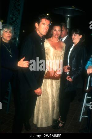 Los Angeles, California, USA 8th October 1996 Actor Pierce Brosnan and wife Keely Shay Smith attend Warner Bros. ÔMichael CollinsÕ Party at ChasenÕs Restaurant on October 8, 1996 in Los Angeles, California, USA. Photo by Barry King/Alamy Stock Photo Stock Photo
