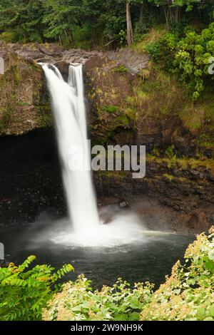Rainbow Falls, Wailuku River State Park, Hilo, Hawaii Stock Photo