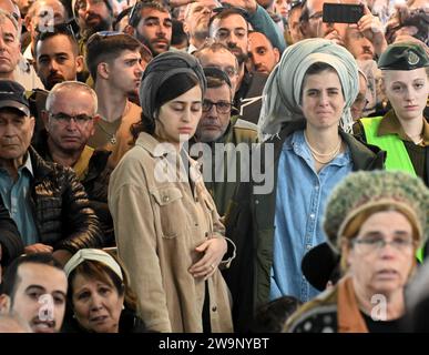 Jerusalem, Israel. 29th Dec, 2023. Family and friends mourn at the funeral of Israeli soldier Captain (reserve) Harel Sharvit, 33, at the Mt. Herzl military cemetery in Jerusalem, on Friday, December 29, 2023. Sharvit, from the Kochav Ya'acov Settlement, was killed in combat in northern Gaza by Palestinian militants. The number of IDF casualties on the ground since the invasion of Gaza after the October 7 Hamas massacre stands at 168. Photo by Debbie Hill/ Credit: UPI/Alamy Live News Stock Photo