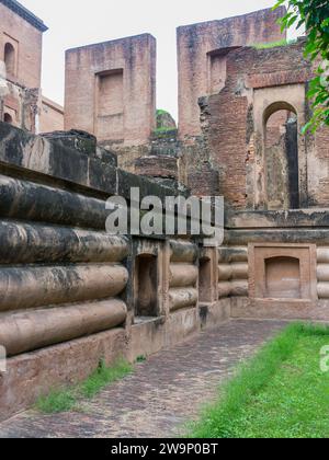 Dilkusha Kothi, remains of an eighteenth-century house built in the English baroque style in the quiet Dilkusha area of Lucknow in India. RXH7+FV5, Bi Stock Photo