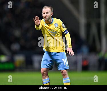 Barry Bannan #10 of Sheffield Wednesday, during the Sky Bet Championship match Preston North End vs Sheffield Wednesday at Deepdale, Preston, United Kingdom, 29th December 2023  (Photo by Cody Froggatt/News Images) Stock Photo