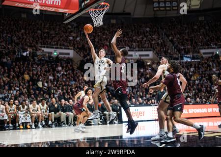 West Lafayette, Indiana, USA. 29th Dec, 2023. Purdue Boilermakers Guard FLETCHER LOYER (2) attempts a layup during the NCAA menÃs basketball game between Eastern Kentucky and the Purdue Boilermakers, Friday, Dec. 29, 2023, at Mackey Arena in West Lafayette, Ind. (Credit Image: © David Wegiel/ZUMA Press Wire) EDITORIAL USAGE ONLY! Not for Commercial USAGE! Stock Photo