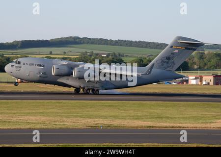 United States Air Force McDonnell Douglas C-17A Globemaster III  98-0056  Landing At Glasgow-Prestwick Airport, Scotland, United Kingdom, UK Stock Photo