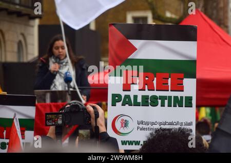 London, England, UK. 30th Dec, 2023. Pro-Palestine protesters gather outside Downing Street calling for a ceasefire as the Israel-Hamas war continues. (Credit Image: © Vuk Valcic/ZUMA Press Wire) EDITORIAL USAGE ONLY! Not for Commercial USAGE! Stock Photo