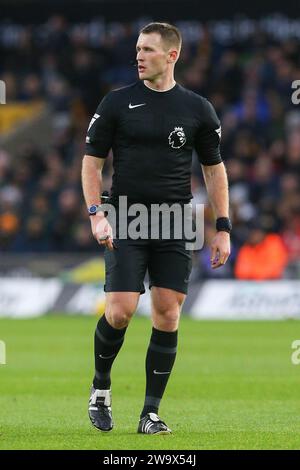 Wolverhampton, UK. 30th Dec, 2023. Referee Thomas Bramall during the Premier League match Wolverhampton Wanderers vs Everton at Molineux, Wolverhampton, United Kingdom, 30th December 2023 (Photo by Gareth Evans/News Images) in Wolverhampton, United Kingdom on 12/30/2023. (Photo by Gareth Evans/News Images/Sipa USA) Credit: Sipa USA/Alamy Live News Stock Photo