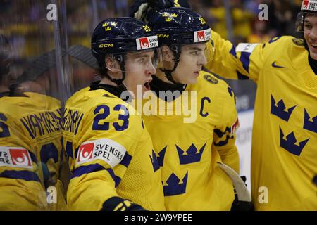 Gothenburg, SWEDEN 20231231Sweden's Jonathan Lekkerimaki scores 2-2 during the IIHF World Junior Championship group A ice hockey match between Sweden Stock Photo