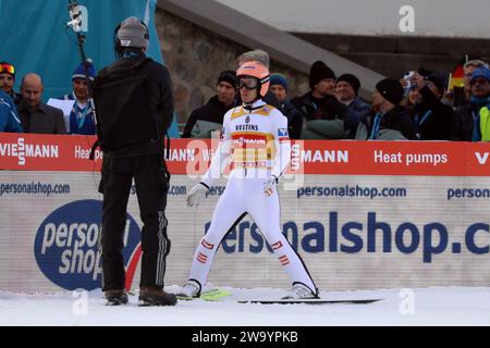 Garmisch Partenkirchen, Deutschland. 31st Dec, 2023. Stefan Kraft (Österreich/AUT) bei der Qualifikation zum Neujahrsskispringen Garmisch-Partenkirchen Credit: dpa/Alamy Live News Stock Photo