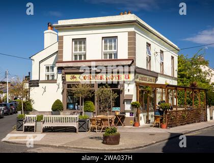 Ireland, Dublin, Dalkey, Coliemore Road, Corner Note Cafe Stock Photo