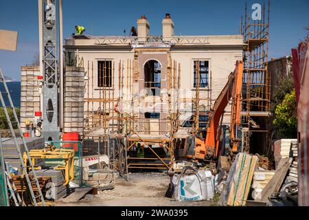 Ireland, Dublin, Dalkey, Coliemore Road, historic house gutted for modernisation Stock Photo