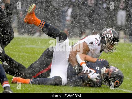 Atlanta Falcons defensive tackle Calais Campbell (93) works during the ...