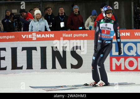 Oberstdorf, Deutschland. 29th Dec, 2023. Andreas Wellinger (SC Ruhpolding) beim Auftaktspringen der 72. Vierschanzentournee Oberstdorf Credit: dpa/Alamy Live News Stock Photo