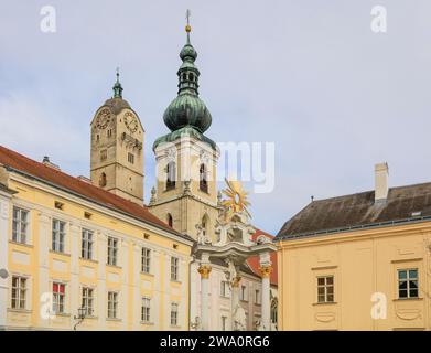 St John Nepomuk monument, parish church of St Nicholas, Frauenbergkirche, Stein, Krems an der Donau, Lower Austria, Austria, Europe Stock Photo