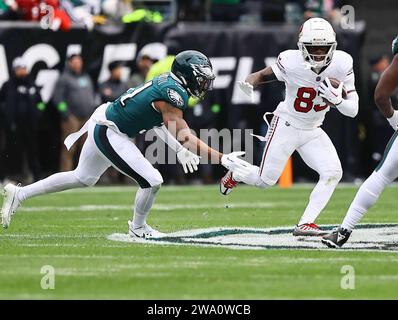 Philadelphia, PA, USA. 31st Dec, 2023. Arizona Cardinals wide receiver GREG DORTCH (83) in action during a week 17 game between the Philadelphia Eagles and the Arizona Cardinals Sunday, DEC 31, 2023; at Lincoln financial Field in Philadelphia, PA. (Credit Image: © Saquan Stimpson/ZUMA Press Wire) EDITORIAL USAGE ONLY! Not for Commercial USAGE! Credit: ZUMA Press, Inc./Alamy Live News Stock Photo