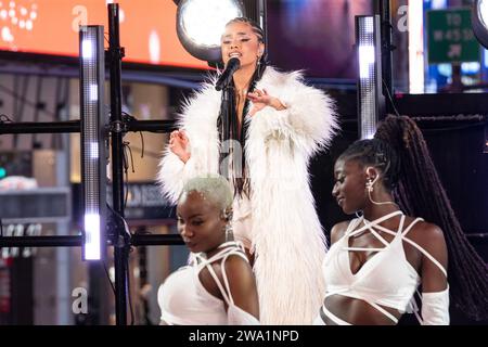 Tyla performs on stage during 2024 New Year's celebration on Times ...