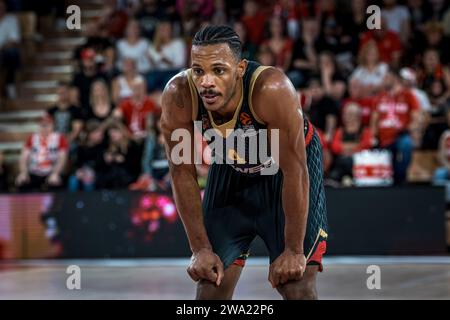 Monaco, Monaco. 29th Dec, 2023. Monaco players #4 Jaron Blossomgame seen in action during the match between AS Monaco and FC Barcelona at the Salle Gaston-Medecin for the 17th round of the Turkish Airlines Euroleague. Final score: AS Monaco 91-71 FC Barcelona. (Photo by Laurent Coust/SOPA Images/Sipa USA) Credit: Sipa USA/Alamy Live News Stock Photo