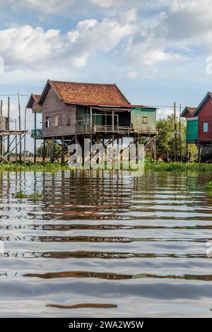 Traditional houses on stilts, Tonle Sap lake, Cambodia Stock Photo