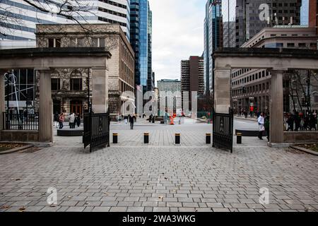 Roddick Gates to McGill University on Sherbrooke Street in Montreal, Quebec, Canada Stock Photo