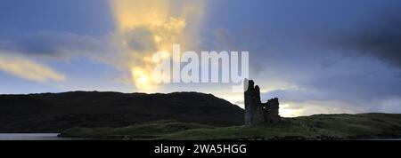 Sunset view over Ardvreck Castle on Loch Assynt, Sutherland, North West Scotland, UK Stock Photo