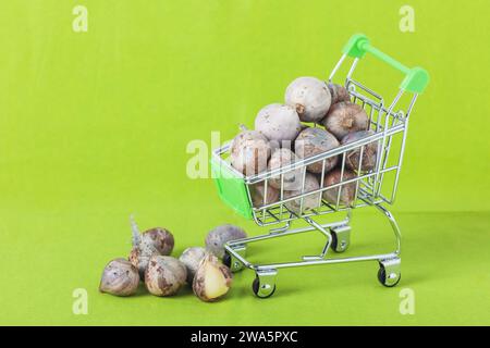 Thailand Organic Garlic Tone healthy food ingredient Green background Stock Photo