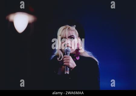 Nina Hagen, deutsche Sängerin, Liedermacherin, aka, Godmother of Punk, Portrait, 1993. Nina Hagen, German singer-songwriter, aka Godmother of Punk, portrait, 1993. Stock Photo