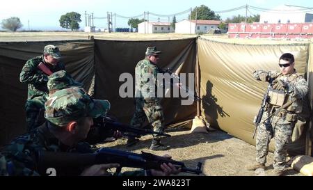 US military forces. 160926N0901-001- MIKHAIL KOGALNICEA, Romania (Sept. 26, 2016)- Sgt. Jose Uranga, a squad leader from Second Platoon, FAST Company Europe, instructs Bulgarian soldiers on fundamentals of room clearing during a Close Quarters Battle instruction package, a part of Exercise Platinum Lynx 16-5, Sept. 26. This exercise is being executed at the Babadag Training Area, near Mikhail Kogalniceanu, Romania and includes participants from over six different eastern European nations. The Marines participation in this exercise shows and enduring partnership between the United States and th Stock Photo