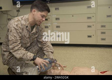 US military forces. 180324GR168-0010 MEDITERRANEAN SEA (March 24, 2018) Hospital Corpsman 2nd Class Shannon Thompson, from Salem, Virginia, assigned to the 26th Marine Expeditionary Unit, trains Sailors and Marines on administering CPR aboard the San Antonio-class amphibious transport dock ship USS New York (LPD 21) March 24, 2018. New York, homeported in Mayport, Florida, is conducting naval operations in the U.S. 6th Fleet area of operations. (U.S. Navy photo by Mass Communication Specialist 2nd Class Lyle Wilkie/Released) Stock Photo