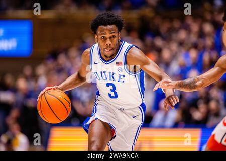 Durham, NC, USA. 2nd Jan, 2024. Duke Blue Devils guard Jeremy Roach (3) drives to the basket against the Syracuse Orange in the ACC basketball matchup at Cameron Indoor in Durham, NC. (Scott Kinser/CSM) (Credit Image: © Scott Kinser/Cal Sport Media). Credit: csm/Alamy Live News Stock Photo