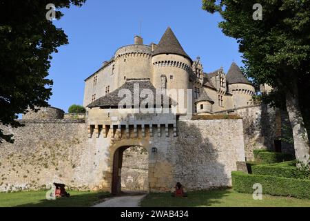 The fortified castle of Fénelon in Périgord Noir. Architecture, History, Nature, environment and tourism. Sainte-Mondane, Dordogne, Périgord, France, Stock Photo