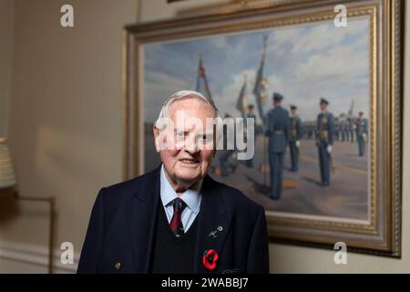 Colin Bell DFC, served in Bomber Command in East Anglia (RAF Downham Market and RAF Wyton) as a 'Pathfinder' pilot of a Mosquito Aircraft during WWII Stock Photo