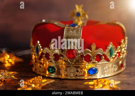 3 January 2024: Elegant crown with golden stars, symbolic image Epiphany holiday *** Elegante Krone mit goldenen Sternen, Symbolbild Heilige Drei Könige Feiertag Stock Photo