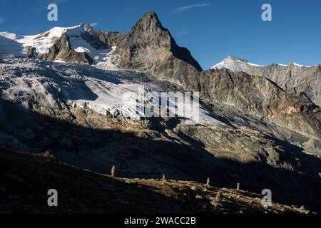 Landschaft rund um die Arpitettaz-Hütte, oberhalb von Zinal am Fuss des Weisshorns Stock Photo