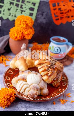 Bread of the dead and hot chocolate, typical Mexican food to celebrate with the family Stock Photo