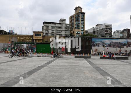 View of an entry and forecourt at Dadaocheng Wharf in Taipei, Taiwan Stock Photo