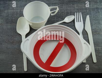 single-use tableware, plastic cutlery and prohibition sign, symbolic picture Stock Photo