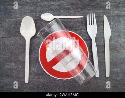 single-use tableware, plastic cutlery and prohibition sign, symbolic picture Stock Photo