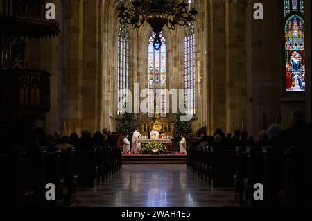 Holy Mass celebrated by Jozef Haľko, Auxiliary Bishop, in the St Martin's Cathedral (Katedrála svätého Martina) in Bratislava, Slovakia. Stock Photo