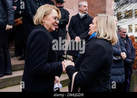 Offenburg, Germany. 05th Jan, 2024. Nancy Faeser (SPD, r), Federal Minister of the Interior, arrives at the Evangelical City Church for the funeral service for Wolfgang Schäuble (CDU). Credit: Uwe Anspach/dpa/Alamy Live News Stock Photo